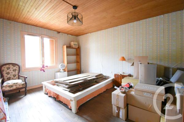 Maison à vendre  3 pièces - 69,89 m 2   CUSSET  - 03