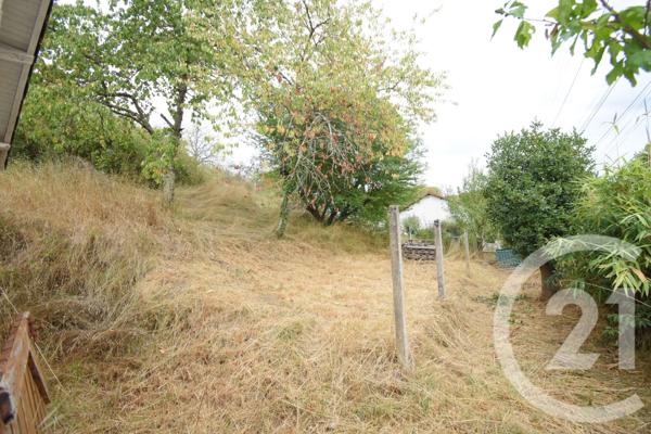 Maison à vendre  3 pièces - 69,89 m 2   CUSSET  - 03