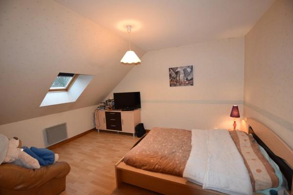 Maison à vendre 7 pièces SAINT VALLIER (71)