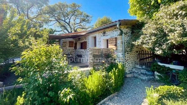 A vendre Authentique demeure de charme avec gîte indépendant à Mallemoisson (04)