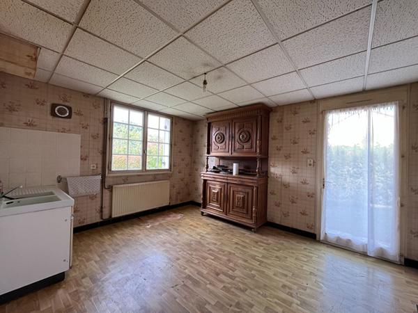 A vendre quartier Saint Georges - Maison avec garage et jardin.