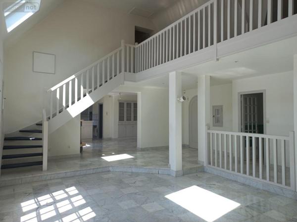 Maison à vendre à Hillion dans les Côtes-d'Armor (22120), ref : 22012-4466