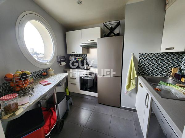 DERNIER ETAGE TERRASSE Appartement Rosny Sous Bois 2 pièces 50m2