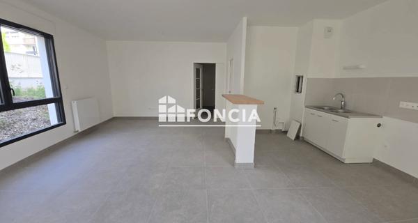 Location Appartement 3 pièces 74.93 m² - Bagnolet 93170
