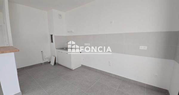 Location Appartement 3 pièces 74.93 m² - Bagnolet 93170