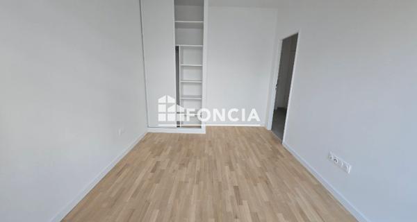Location Appartement 3 pièces 74.93 m² - Bagnolet 93170