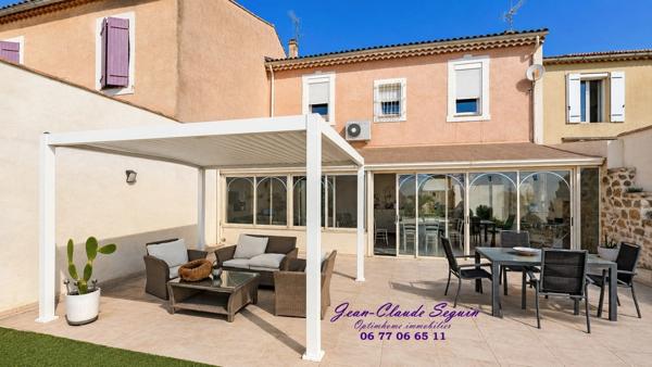 MIRAMAS (13) | Magnifique maison de ville T7 (4 chambres) de 150 m² sur terrain de 402 m² et stationnements privatifs