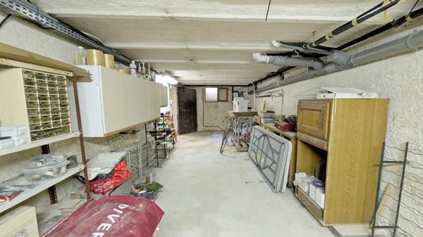 MIRAMAS (13) | Magnifique maison de ville T7 (4 chambres) de 150 m² sur terrain de 402 m² et stationnements privatifs