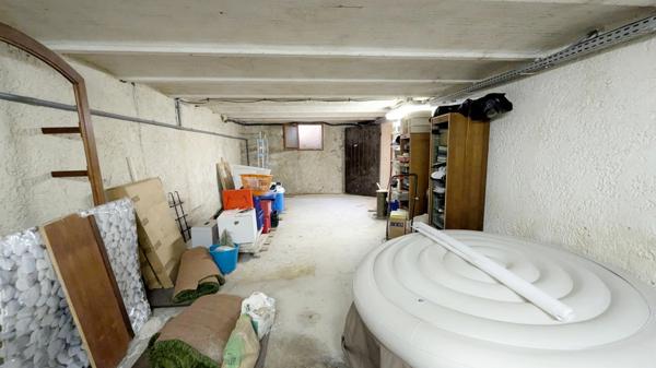 MIRAMAS (13) | Magnifique maison de ville T7 (4 chambres) de 150 m² sur terrain de 402 m² et stationnements privatifs