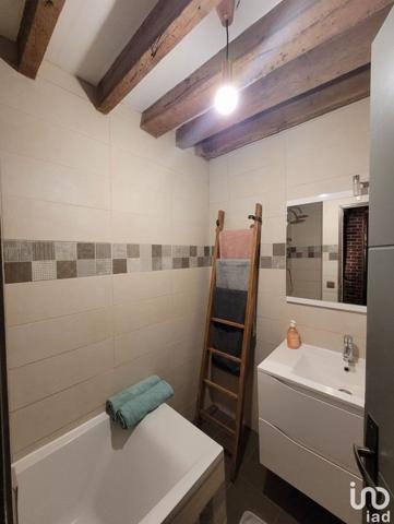 Appartement 3 pièces de 57 m² à Paris (75011)