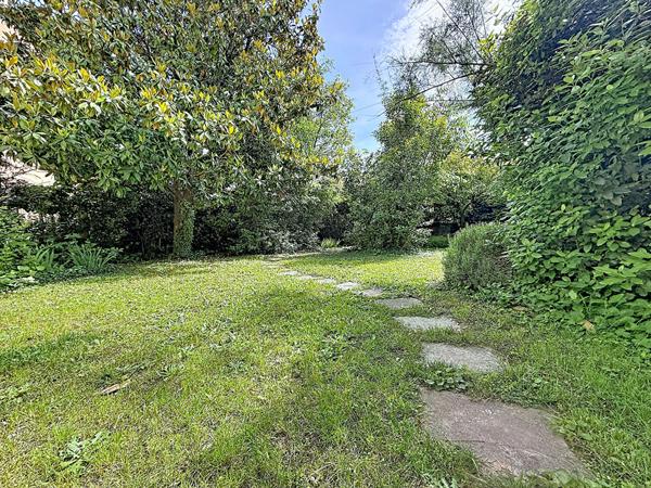 S Compromis _ DANTON - Maison années 30 jardin arboré sous sol et garage