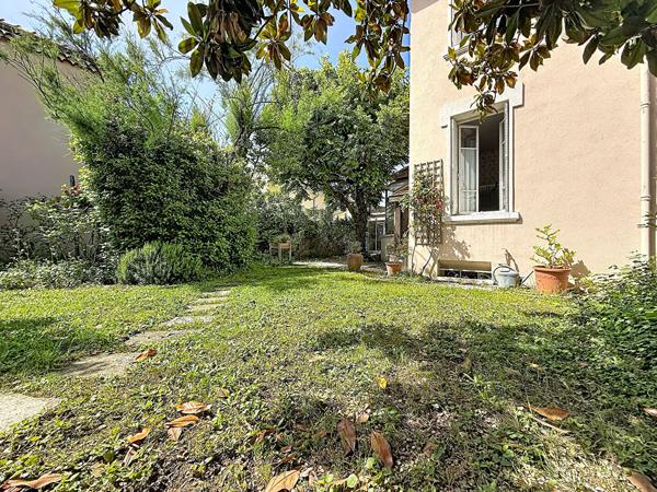 S Compromis _ DANTON - Maison années 30 jardin arboré sous sol et garage