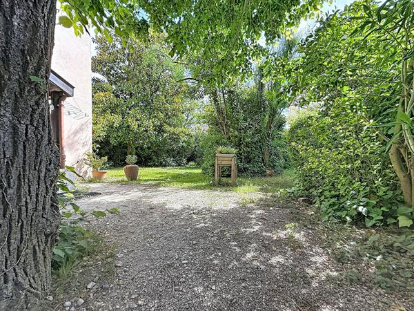 S Compromis _ DANTON - Maison années 30 jardin arboré sous sol et garage