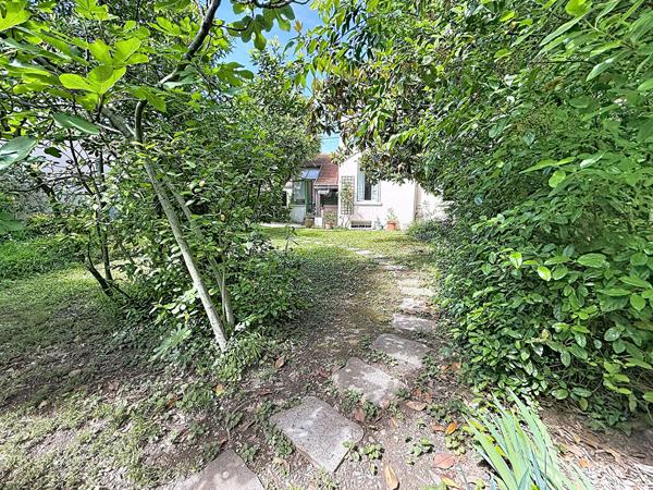 S Compromis _ DANTON - Maison années 30 jardin arboré sous sol et garage