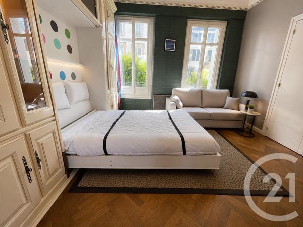 Appartement Studio à vendre  1 pièce - 28,35 m 2   BIARRITZ  - 64