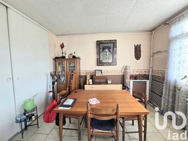 Appartement à vendre 3 pièces 68 m² Saint-Aubin-lès-Elbeuf