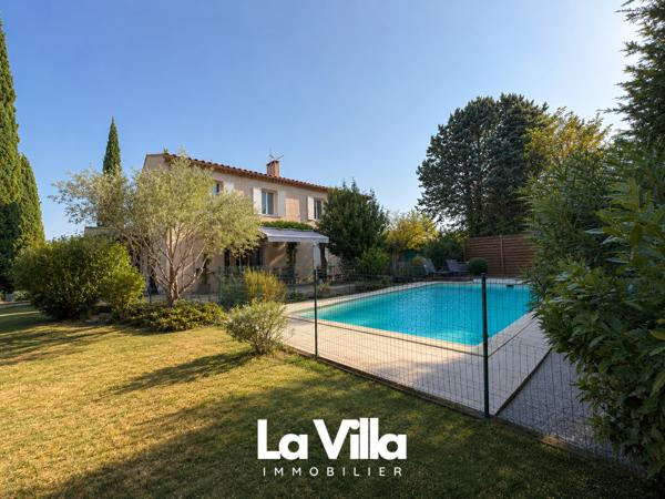 Maison 10 pièce(s) 210 m2