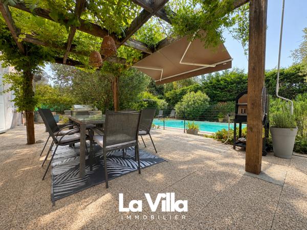 Maison 10 pièce(s) 210 m2