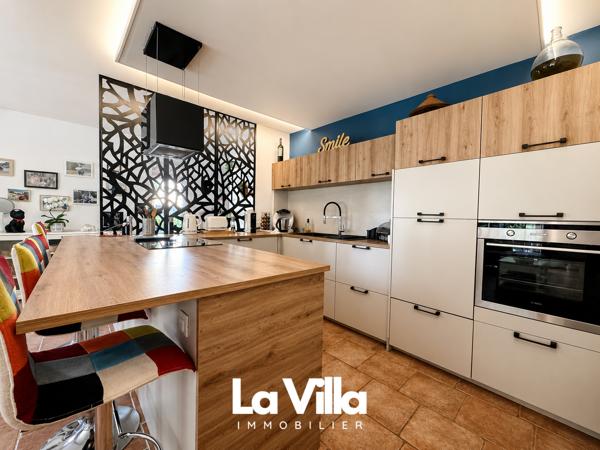 Maison 10 pièce(s) 210 m2