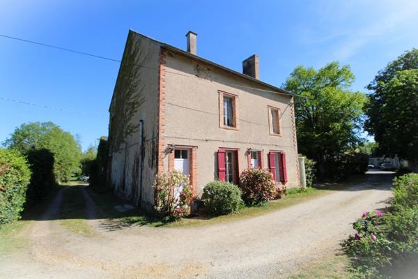 Propriete à vendre 20 pièces proche de ANGERS (49)
