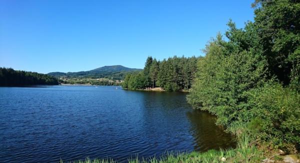 Maison de village Aubusson d'Auvergne 5 pièce(s) 110 m2 + garage