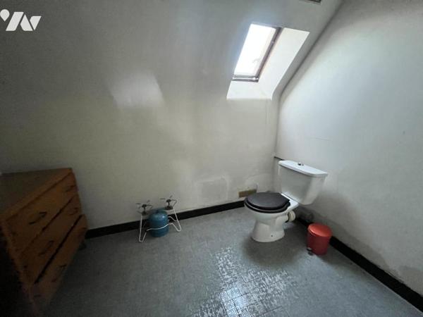 A VENDRE REMUNGOL Vaste maison sur sous-sol complet