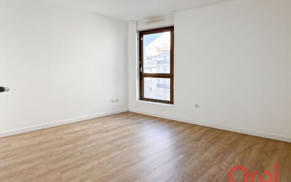 Appartement à vendre    4 pièces • 80,73 m2 Saint-Denis