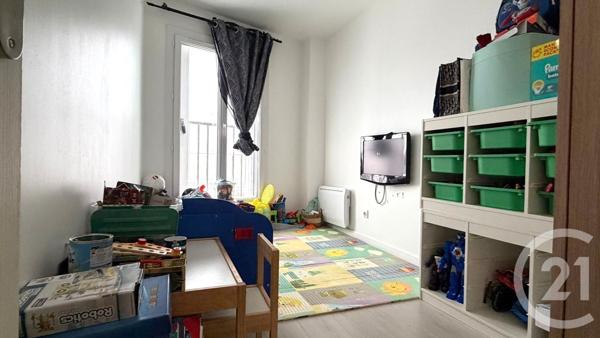 Appartement F4 à vendre  4 pièces - 80,02 m2 TORCY - 77