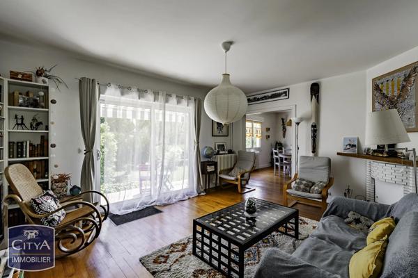 Maison à vendre 7 pièces 148m² Coutras (33230)