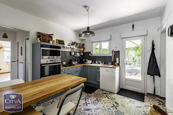 Maison à vendre 7 pièces 148m² Coutras (33230)
