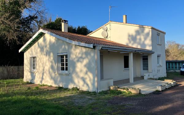 Maison à vendre    6 pièces •  Saint-Pierre-d'Oléron