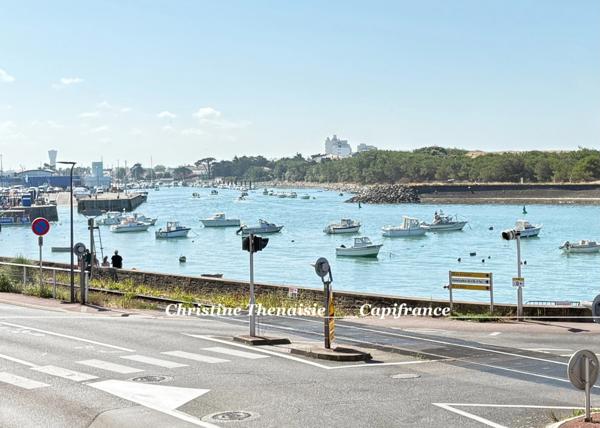 Maison à vendre 8 pièces VUE MER et PORT, Garage, à 5OO m. de la plage de Boisvinet SAINT GILLES CROIX DE VIE (85)