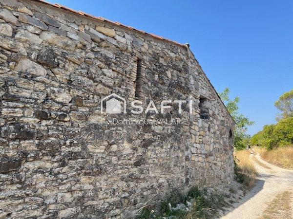 Charmant mazet rustique à finir de rénover