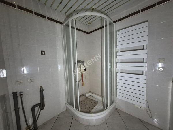 Maison Hallering 4 pièce(s) 107 m2 avec grange