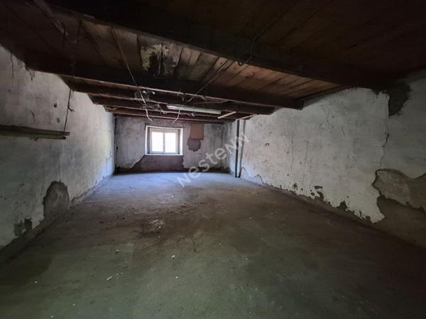 Maison Hallering 4 pièce(s) 107 m2 avec grange