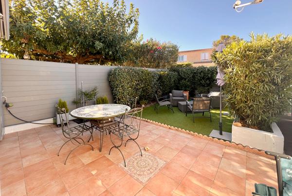 A vendre : Villa moderne de 5 pieces a Saint-Raphael