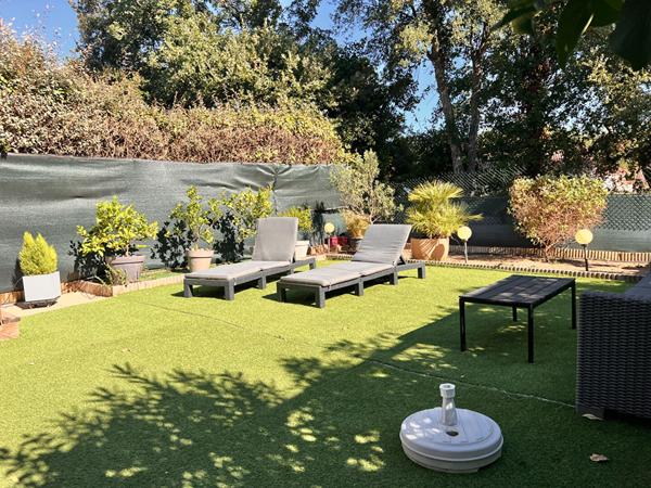 A vendre : Villa moderne de 5 pieces a Saint-Raphael