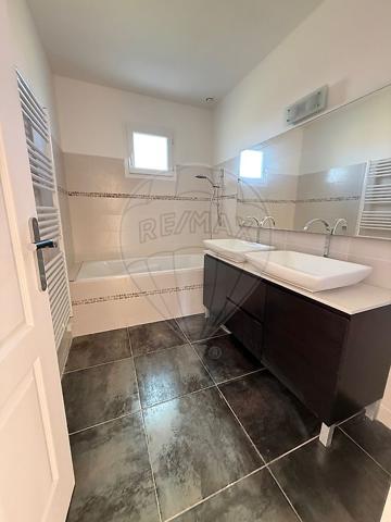 Maison 3 chambre(s) à vendre - Creuzier-le-Neuf, Allier - 03