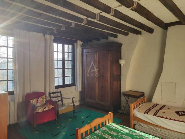 FROMENTIERES  : MAISON en PIERRE de 11 PIECE avec DEPENDANCE de 208 m² sur une parcelle de 1.407  m²