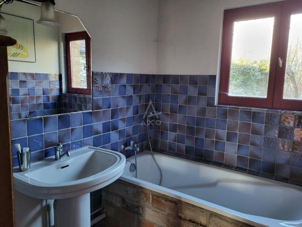 FROMENTIERES  : MAISON en PIERRE de 11 PIECE avec DEPENDANCE de 208 m² sur une parcelle de 1.407  m²