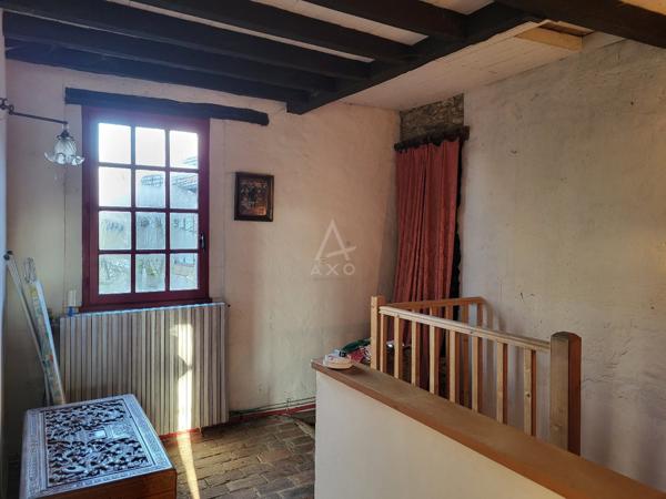 FROMENTIERES  : MAISON en PIERRE de 11 PIECE avec DEPENDANCE de 208 m² sur une parcelle de 1.407  m²