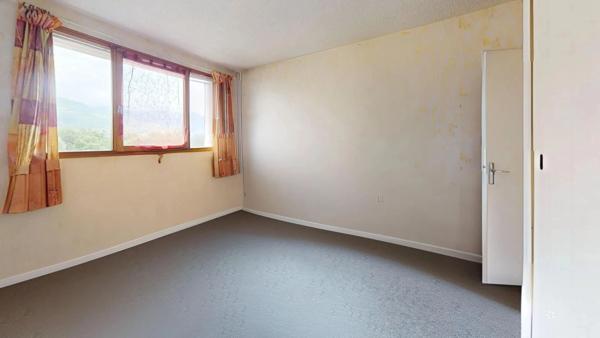 À vendre : Appartement T4 de 85 m² avec garage 14 Place des Jacobins, Échirolles