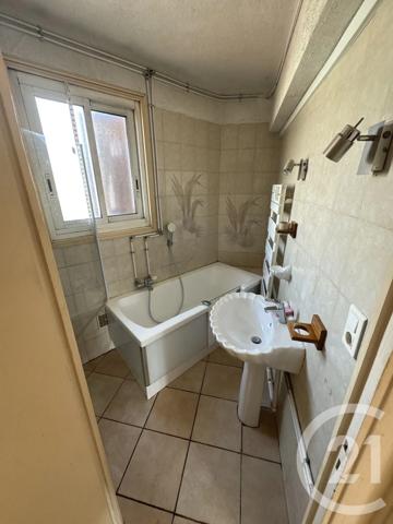 Appartement à vendre  2 pièces - 41,35 m 2   NICE  - 06