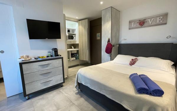 Appartement à vendre    1 pièce • 19,80 m2 Saint-François