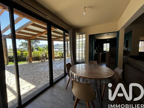 Location maison 4 pièces 91 m² Saint-Joseph