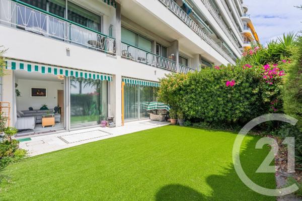 Appartement F4 à vendre  4 pièces - 83 m 2   NICE  - 06