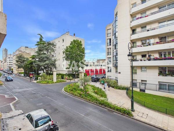 Vente Appartement 3 pièces de 59m² - 92150 Suresnes