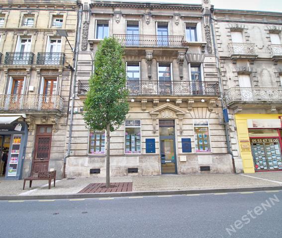 AGEN CENTRE - Immeuble de caractère actuellement loué en bureaux professionnels situé quartier Carnot