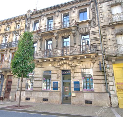 AGEN CENTRE - Immeuble de caractère actuellement loué en bureaux professionnels situé quartier Carnot