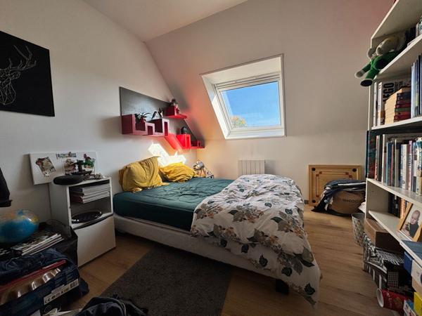 Maison - 5 pièces - 85 m²